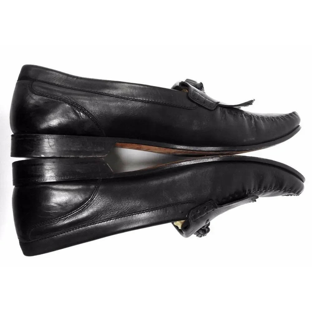 Johnston & Murphy Shoes black Leather loafers tassels Size 9.5 M